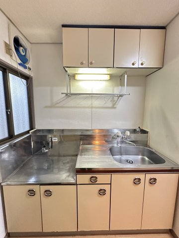 フラット井土ヶ谷203号室 キッチン