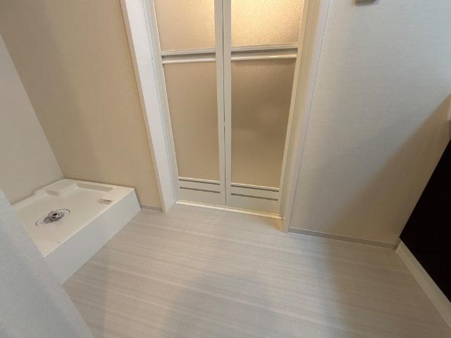 レヴメゾン神山六番館303号室 脱衣所（イメージ）