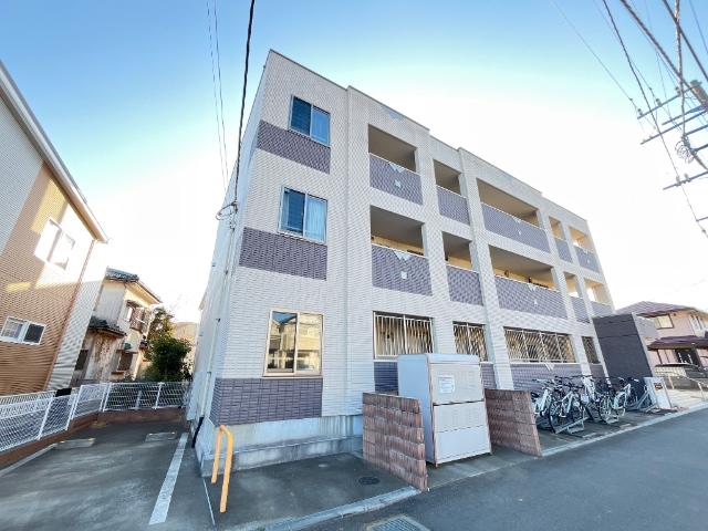 ウィズ　アス 外観写真（昼）