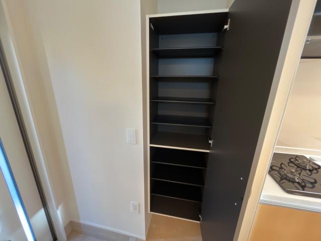 ヴェルデュールⅢ102号室 収納（イメージ）