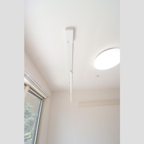 ホワイトヴィラ101号室 室内物干