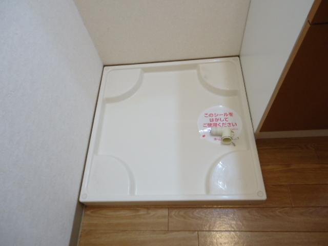 グランヴェール中島102号室 洗濯機置場