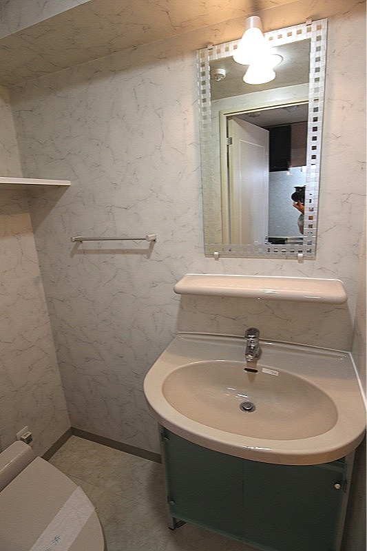 ガラ・ステーション四谷三丁目2階 洗面