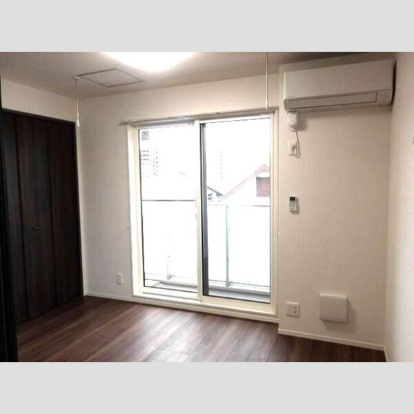 アップルベリーフィールズ302号室 洋室