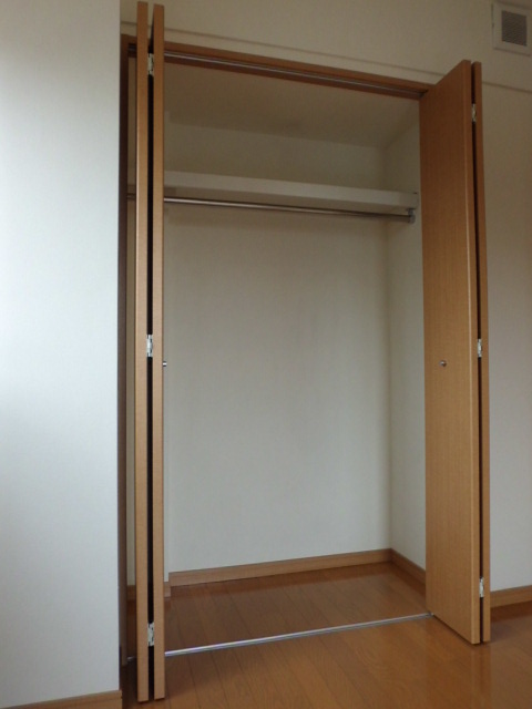 カッスル菊名0408号室 収納