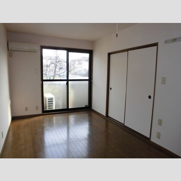 ロイヤルガーデンM　A/B DK