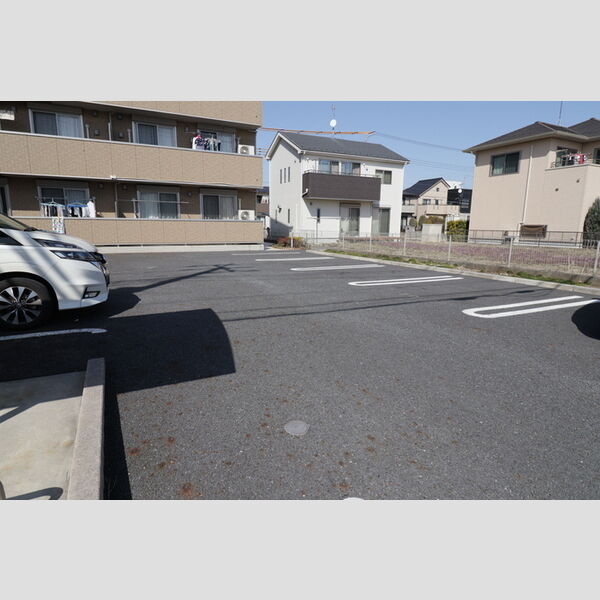 キャピタル美南　B 駐車場