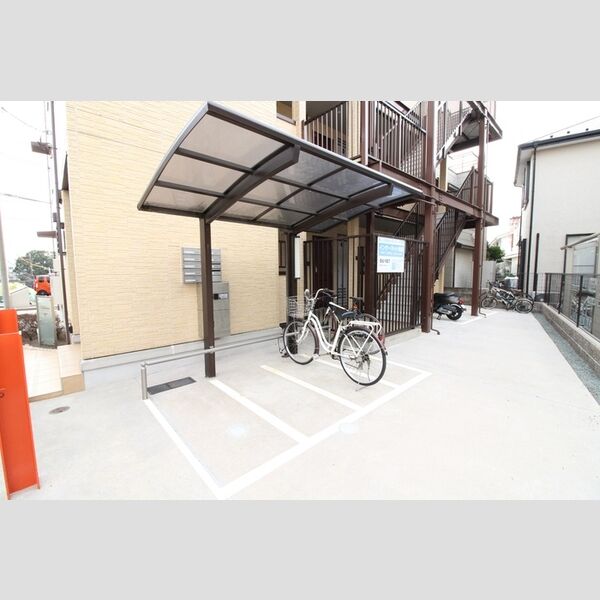 シュティルレーベン 駐輪場