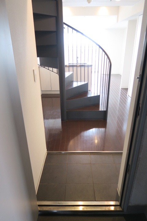 SEASCAPE千葉みなと 玄関