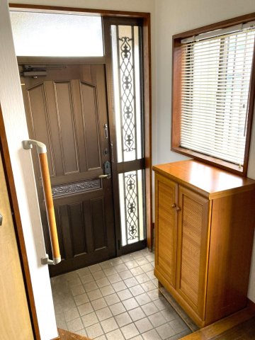 長沼町戸建４LDK 別途玄関収納がございます