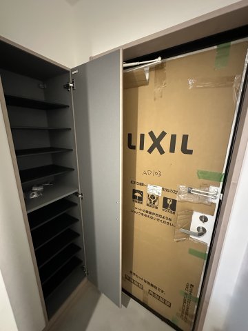 T&Fレジデンス藤沢103号室 玄関