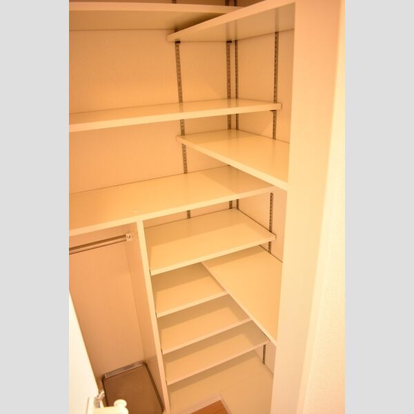 アルカータ壽　(住居部分)302号室 シューズクローク