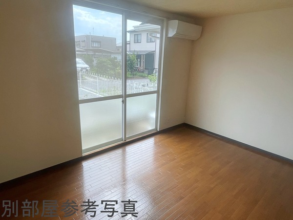 メゾン・ミキ リビング