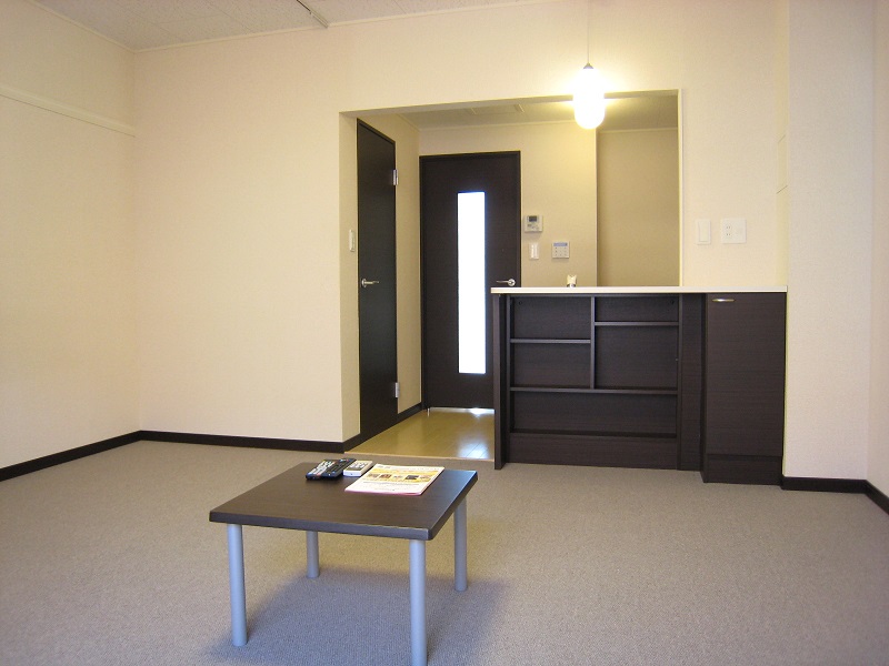 レオネクストウォーターリリー カウンターキッチンのお部屋です