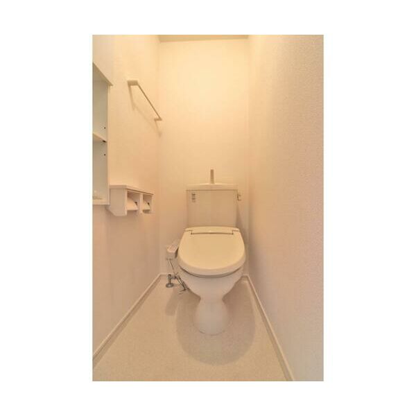 エクレール101号室 トイレ