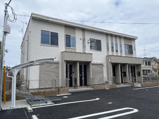 ジャンシアヌ 外観写真（昼）