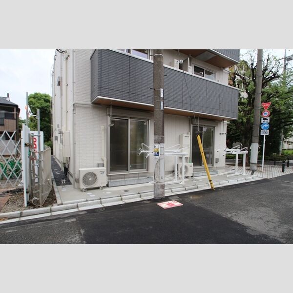 セレスティア青井 駐輪場