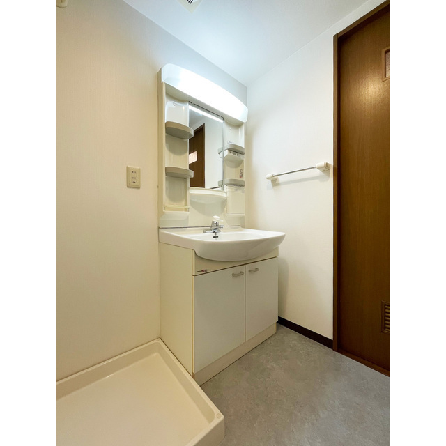 ルクレ川口イースト0702号室 内観