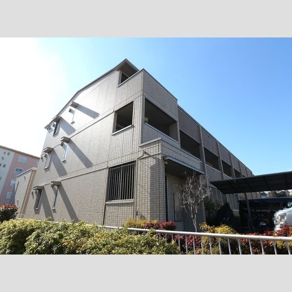 グランドソレイユ101号室 建物外観