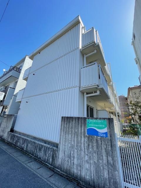 コスモハウスＢ－６(B-006) エントランス