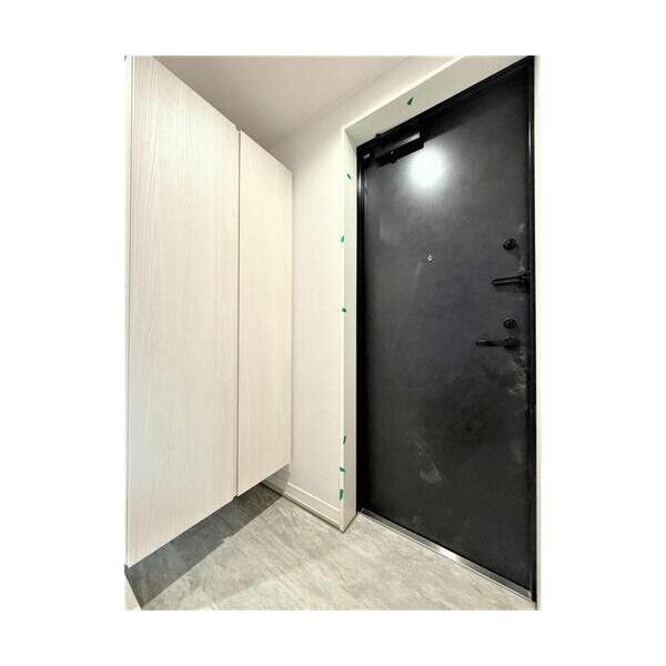 LUGEND大宮201号室 玄関