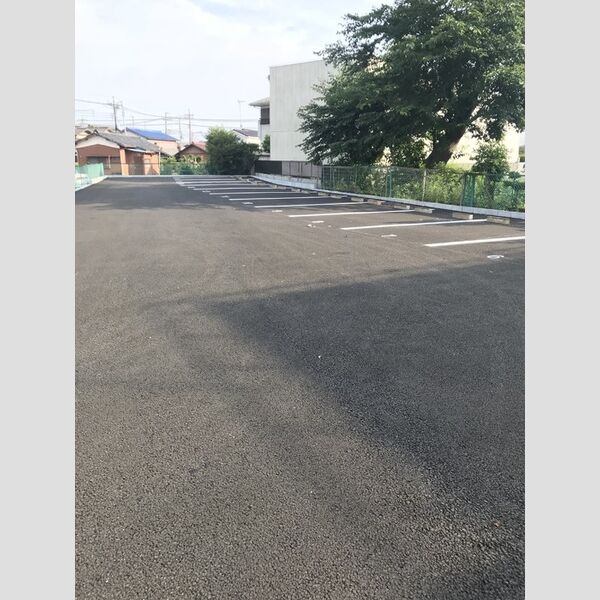 ヴァンヴェール 駐車場