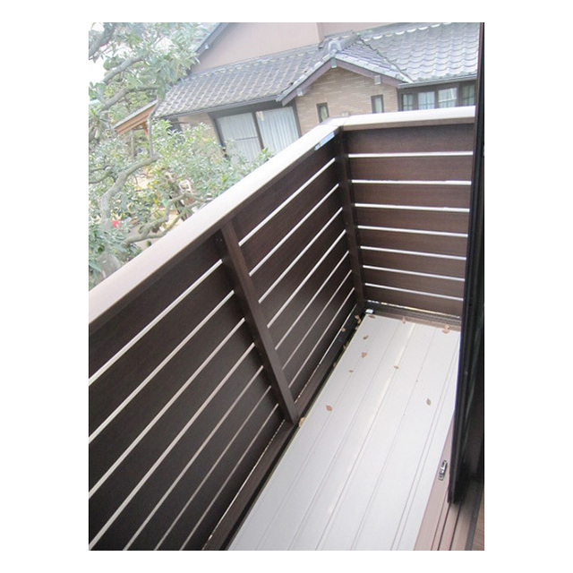 ソレイユ深沢B号室 南向きのバルコニー