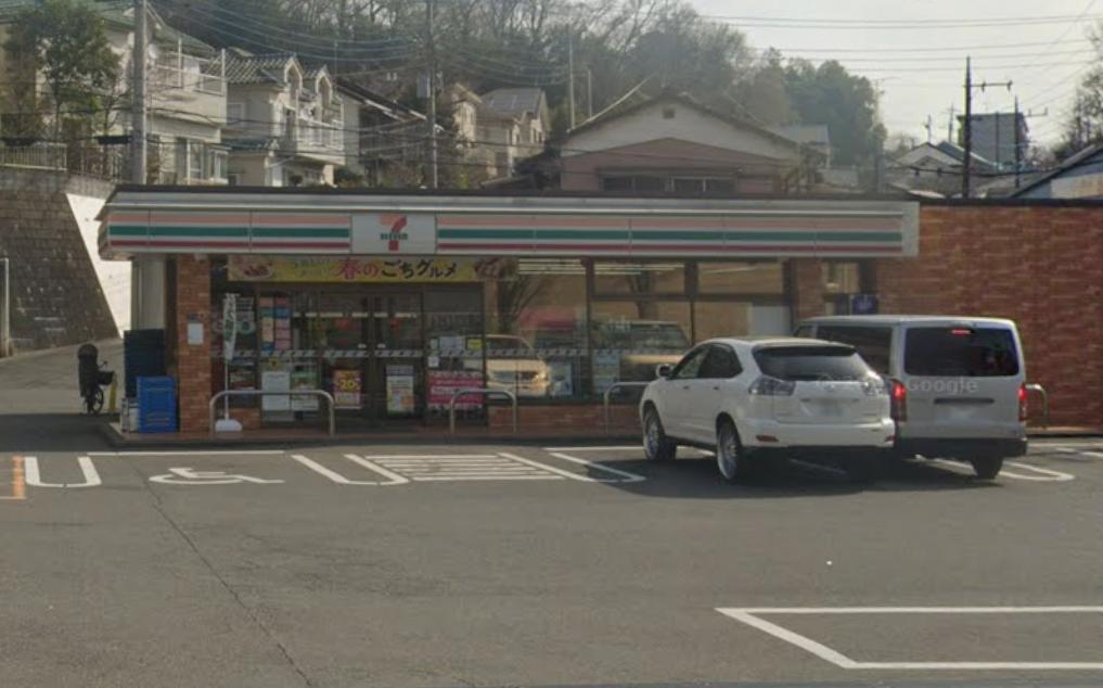リトルフラッツ 【コンビニエンスストア】セブンイレブン 川崎平3丁目店まで451ｍ