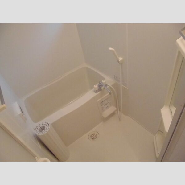 ジュ・マルティⅡ102号室 浴室