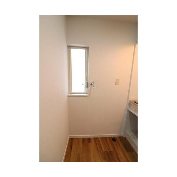 ロフティーティムール106号室 同建物別部屋の参考画像