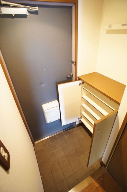 サンシャインパレス 玄関