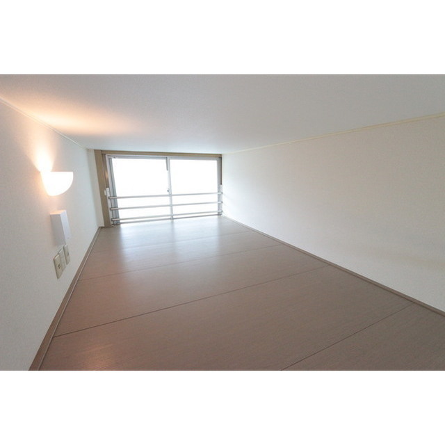 セントビアンカ106号室 ロフト