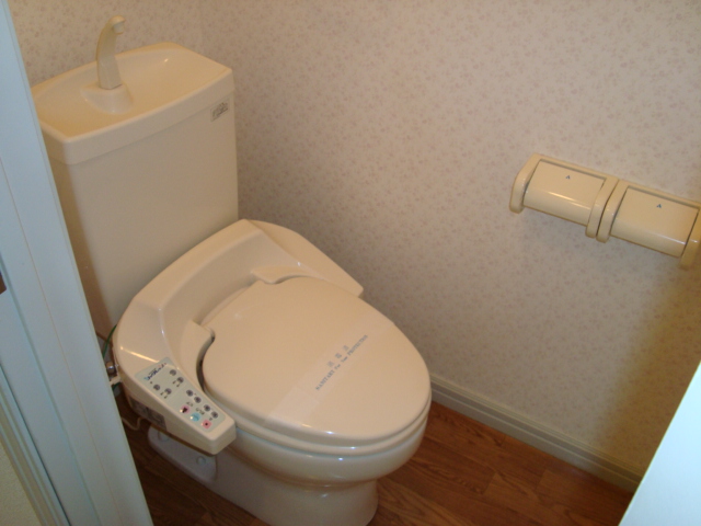 パーチェ西初石102号室 トイレ