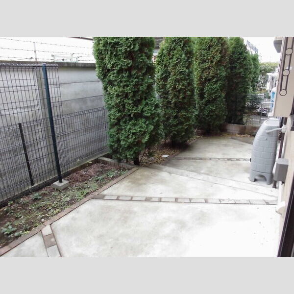 グリーンヴィラ ガーデン101号室 専用庭