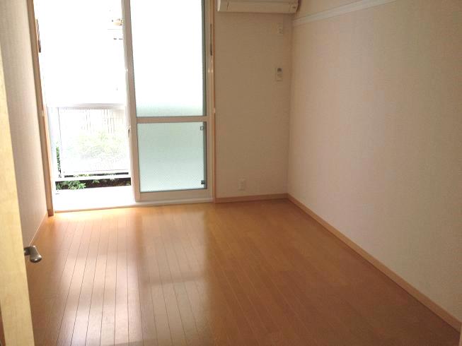 レオパレスピースエム リビング