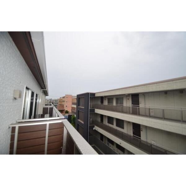 グランデール205号室 周辺