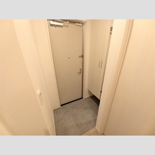 プランドール蒲生南町Ⅱ301号室 玄関