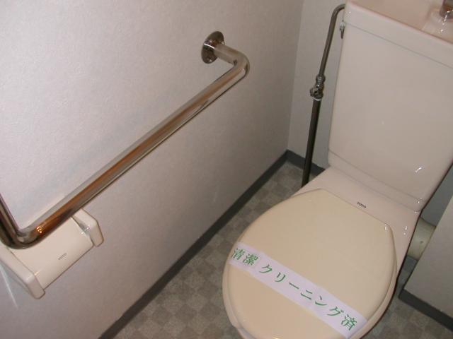 クイーンベル0101号室 トイレ