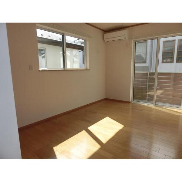 柏市十余二戸建B棟 リビング