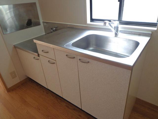 ガーデンハイム1階 キッチン