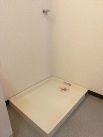 パーシモン中田 室内洗濯機置場　※現況優先