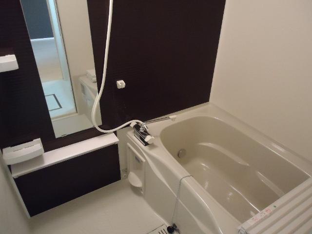 ル・リアン103号室 ユニットバス