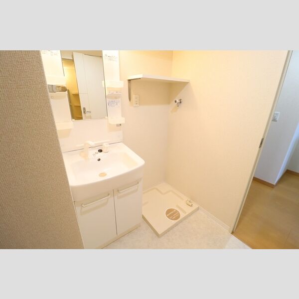 リヴェールRX 洗髪洗面化粧台&室内洗濯機置場