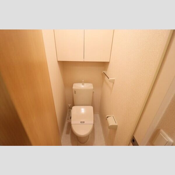 ラ・ベルデュール 温水洗浄暖房便座