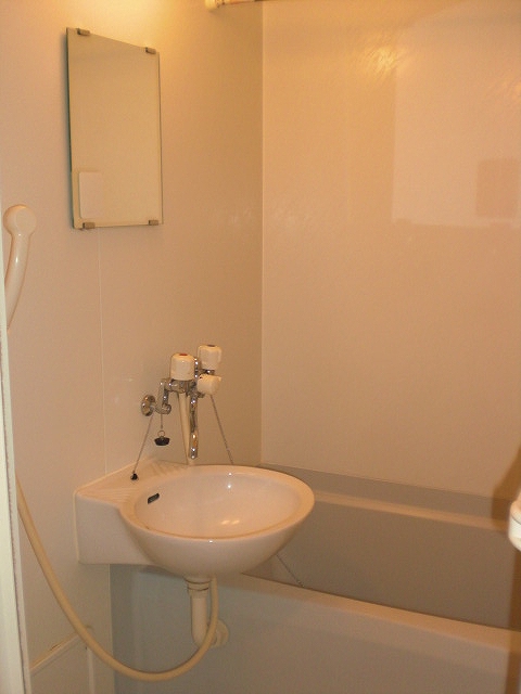 レオパレスフォンターナ 浴室乾燥機