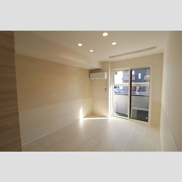 D-KISARIA　WⅠ102号室 洋室