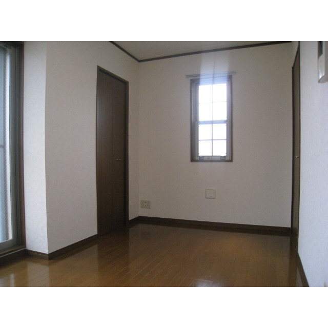 アンプルール フェール S,S 内観