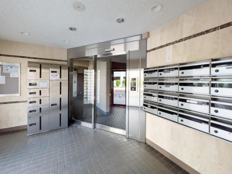 グランメール成城5階 エントランス