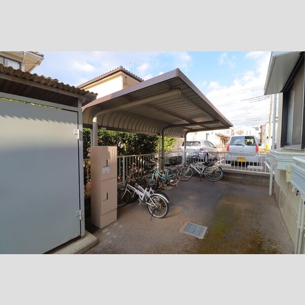 ガーデンハウスTANAKA 駐輪場