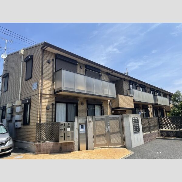 グランドゥール　A102号室 建物外観